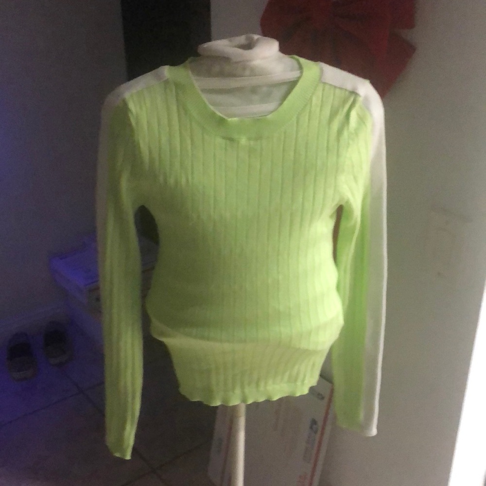 Forever 21 lime green lightweight acrylic sweater - small